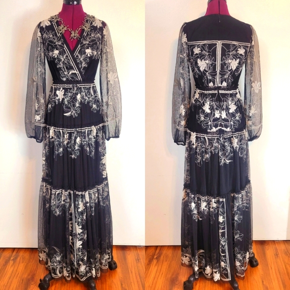 BCBGMAXAZRIA Synthetic Lily Embroidered Floral - Picture 1 of 17